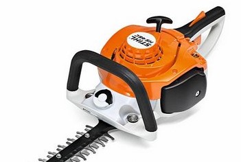 STIHL HS46 CE 55cm/22" hedger - Image 6