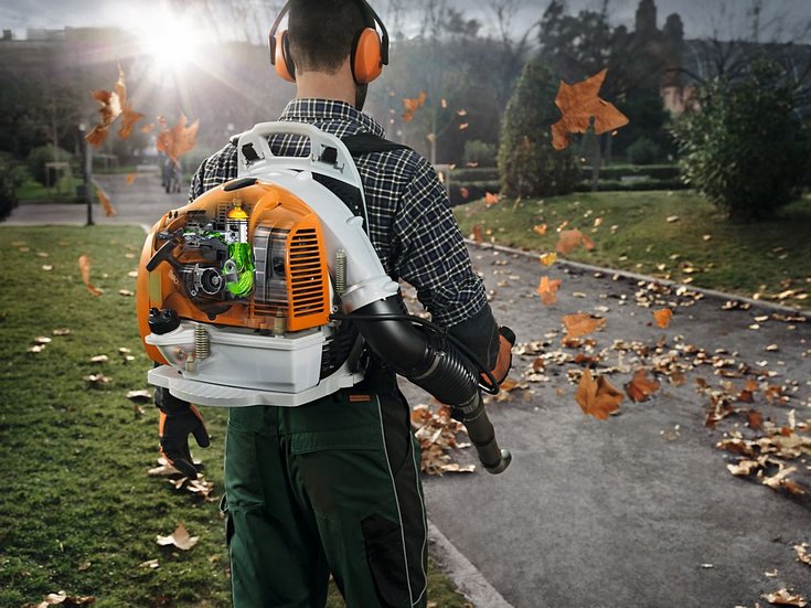 STIHL BR350 Backpack Blower - Image 2